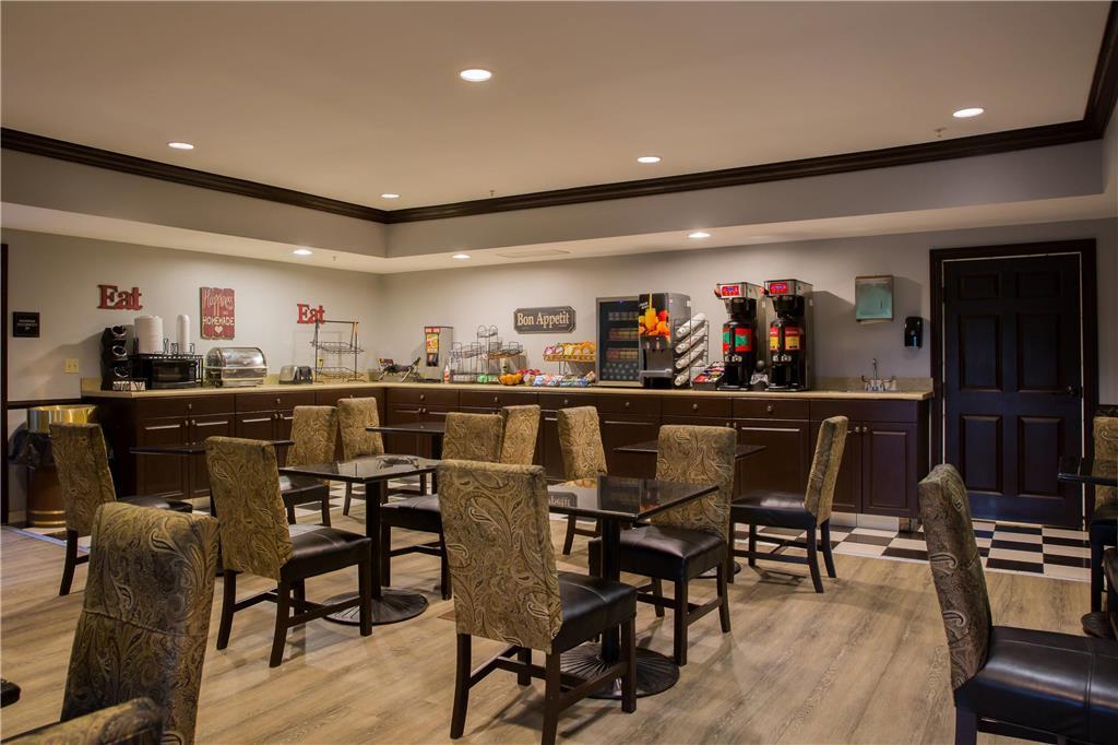 Evangeline Downs Hotel, Ascend Hotel Collection Opelousas Étterem fotó